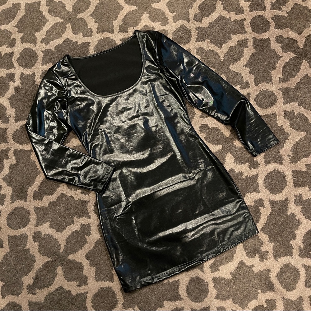 BLACK WET LOOK dress